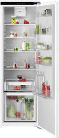AEG Einbau-Kühlschrank 178cm, Serie 6000 DynamicAir: Gleichmäßige Kühlung, 310L Kapazität, SoftClosing, LCD-Display, Schnell-Kühlfunktion, Türalarm, Festtür